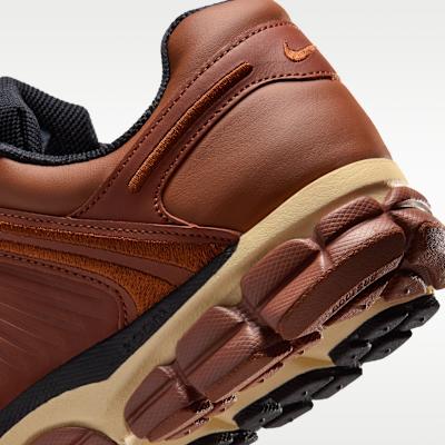 Nike Zoom Vomero 5 без Swoosh Pony Sail