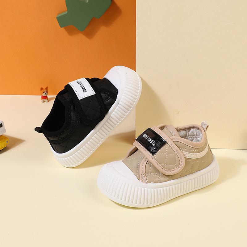 Весенне-осенняя модная прогулочная обувь на липучке для мальчиков. Нескользящая и противоударная повседневная обувь для девочек.