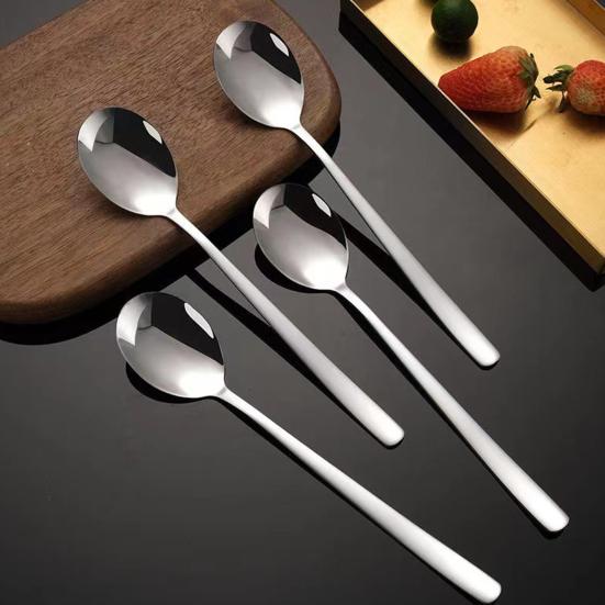 Ложка для супа из нержавеющей стали Прочные нержавеющие десертные столовые ложки Удобная ручка Ложки с круглыми краями для кухни Ресторан Банкет Пикник