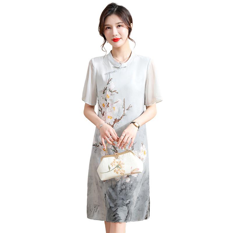 Летнее шифоновое платье в китайском стиле: Платье с короткими рукавами и принтом, круглым воротником и линией талии, идеальное для изящного и очаровательного образа.