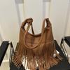 Большая вместительная сумка с кисточками для женщин на осень и зиму, новая модная ретро-сумка через плечо, простая и модная сумка через плечо
