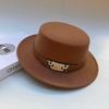 Hepburn style French woolen flat top top hat female autumn and winter British celebrity retro versatile face small fashion felt hat