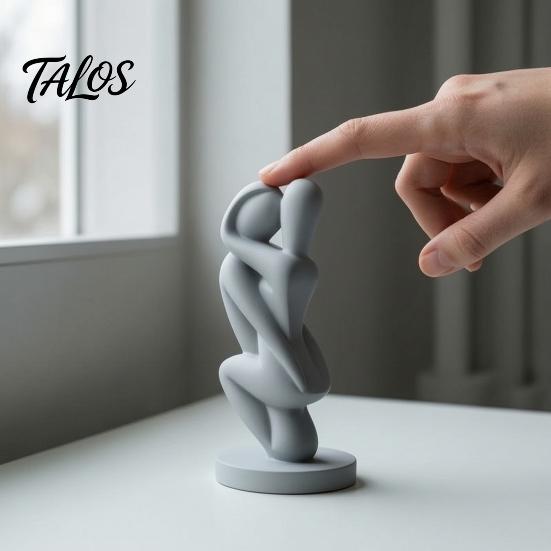 Легкий в уходе Скульптура 3D-печатная скульптура обнимающейся пары, Абстрактная фигурка объятий с плавными изгибами, Минималистичная статуя с дизайном объятий, Устойчивое основание,
