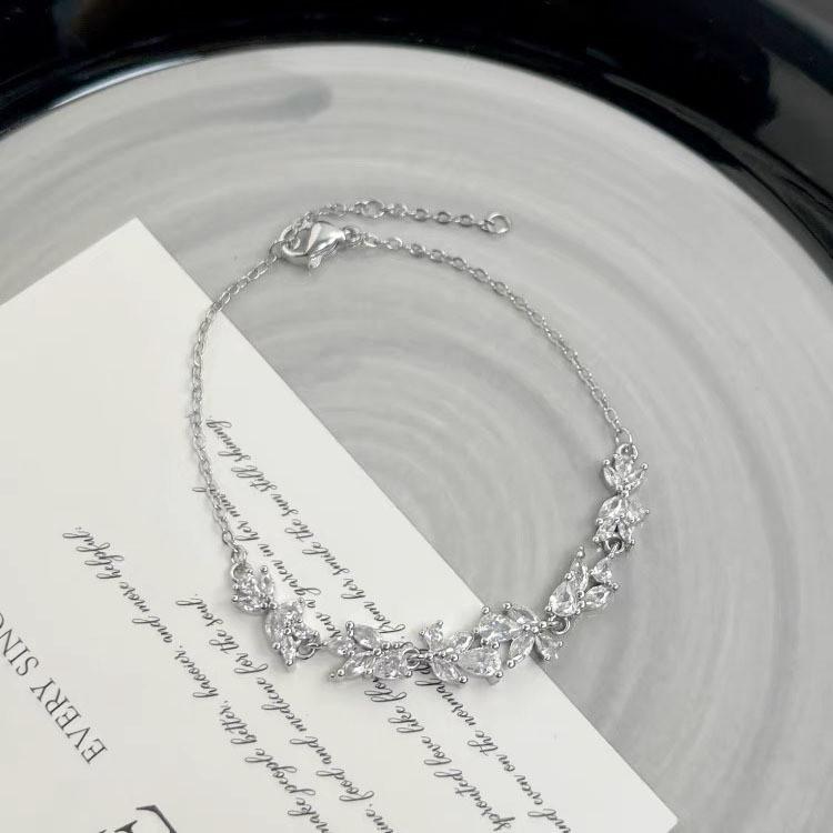 Изысканный ночной звездный циркониевый браслет для женщин элегантные посеребренные геометрические украшения для рук