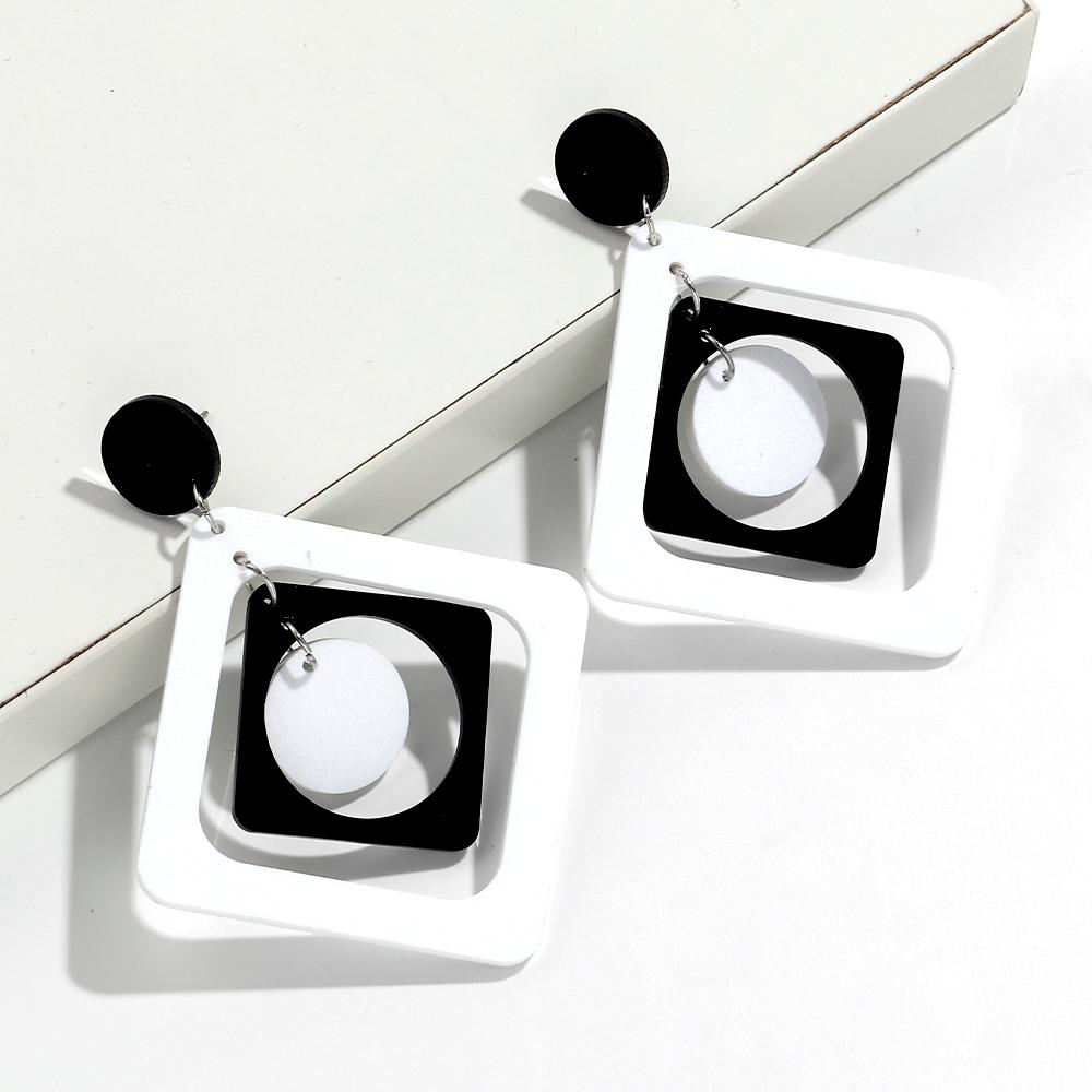 Vintage Acrylic Geometric Drop Earrings for Women Classic Statement Black White Square Round Big Earring Trendy Jewelry Gifts