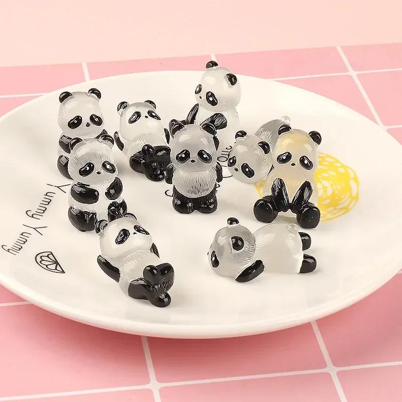 5/1Pcs Glowing Panda Mini Figurines Miniature Panda Micro Landscape Ornament Glowing in Dark Miniature Flower Potted Decor