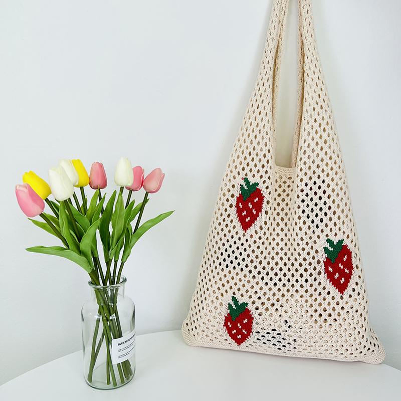 Women Large Capacity Shoulder Bag Stylish Strawberry Cherry Pattern Crochet Tote Bag All-Match Cute Knitting Hobo Bag MIT