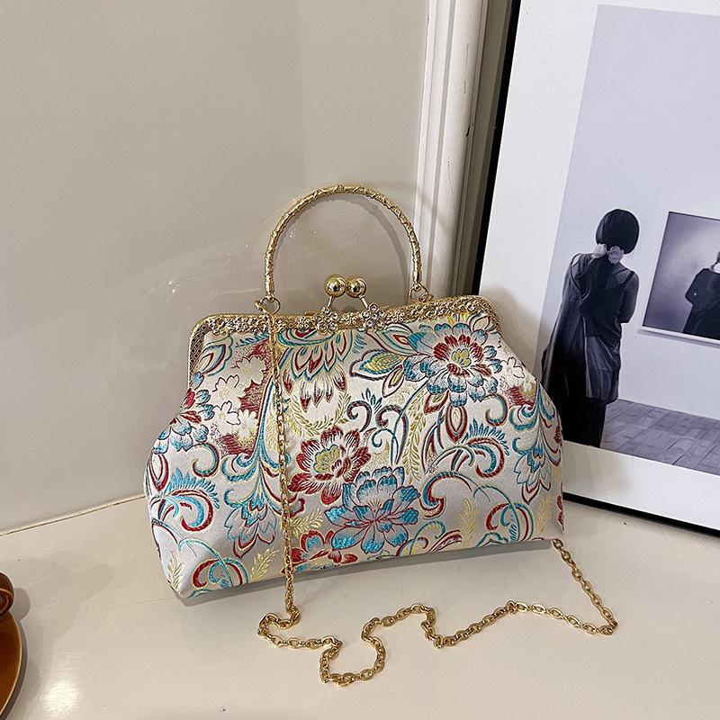 Новая сумка-ракушка в китайском стиле в национальном стиле 2024 года, новая зимняя сумка-цепочка с цветочной инкрустацией и бриллиантами, сумка через плечо, женская сумка-мессенджер