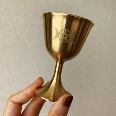 62KD Ритуальная чаша Алтарная чаша Викка Золотое покрытие Латунь Церемония Лунное гадание Астрологический инструмент Реквизит для колдовства Принадлежности