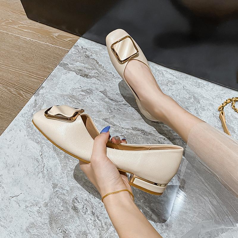 Туфли больших размеров для женщин Туфли-лодочки на низком каблуке Весенние туфли с квадратной пряжкой из кожи Повседневные туфли на высоком каблуке Лоферы Туфли-лодочки