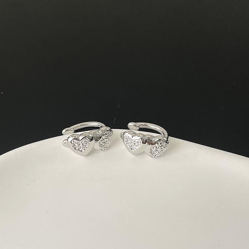 Silver Broken Silver C-Type Earrings, Love Without Pierced Earrings, Niche Design Earrings, Cold Wind Temperament