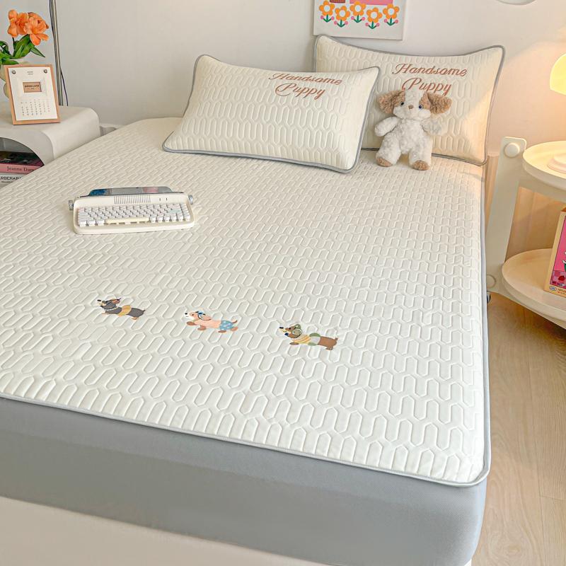 Sleeping Grid Home Cool Feeling Silk Embroidered Latex Cooling Mat
