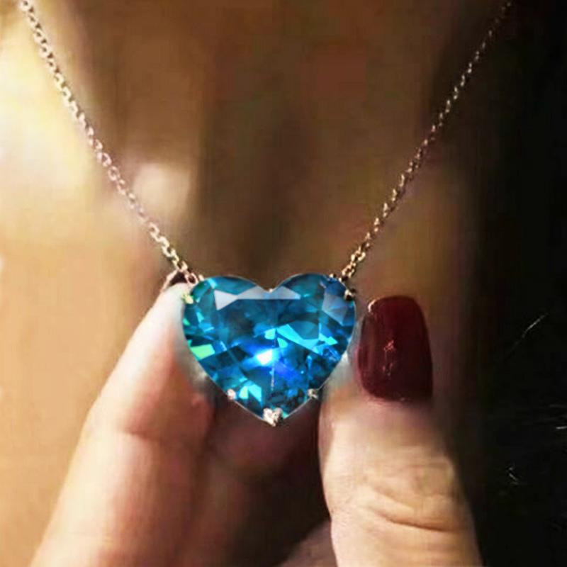 Huitan Luxury Big Heart CZ Pendant Necklace for Women Simple Versatile Party Gift Daily Wear Statement Jewelry