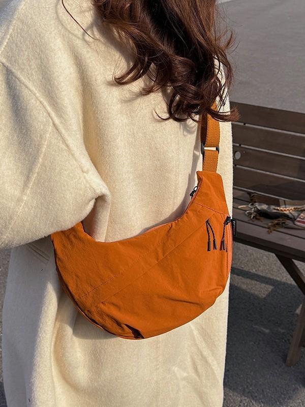 Minimalist Nylon Single Shoulder Bag With Detailing For Urban Commuters