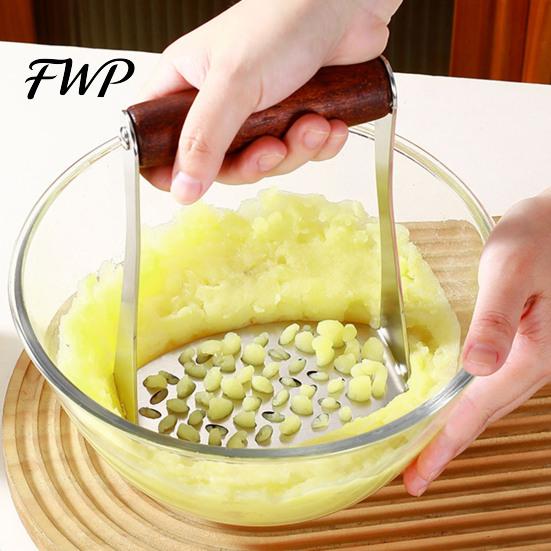 Easy Clean Food Crusher Stainless Steel Potato Masher, Wooden Handle Press for Baby Non Slip Grip Masher Puree, Manual Crusher, Kitchen Gadget Mashed