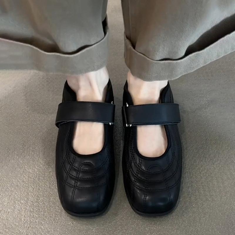 Версия из овчины~ 2025 новая корейская версия балетки Мэри Джейн на плоской подошве на липучке, женская модная универсальная спортивная модель
