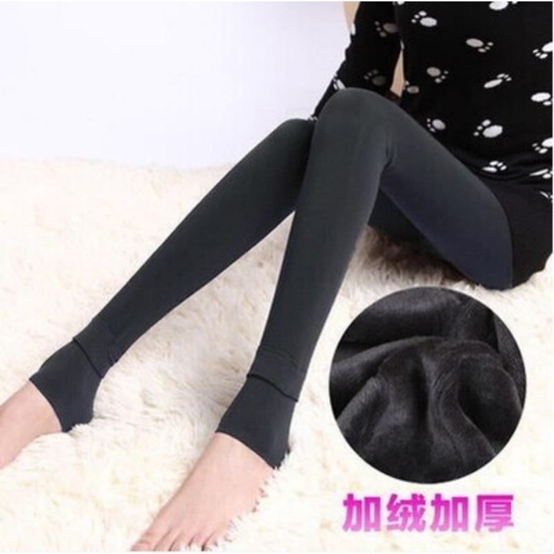 200g Autumn and Winter Women's Pearl Fleece Leggings Step On the Feet, Fleece Thickened and Warm, Seamless Outer Wear Integrated Pants Supply
