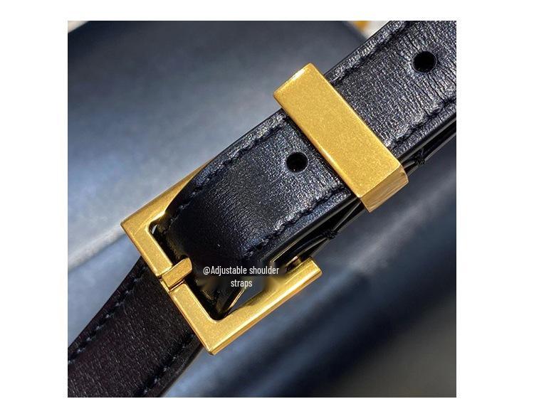 2024 Genuine Leather Women's Classic Tofu Crossbody Bag - Fashionable, Versatile, Small Square Handbag