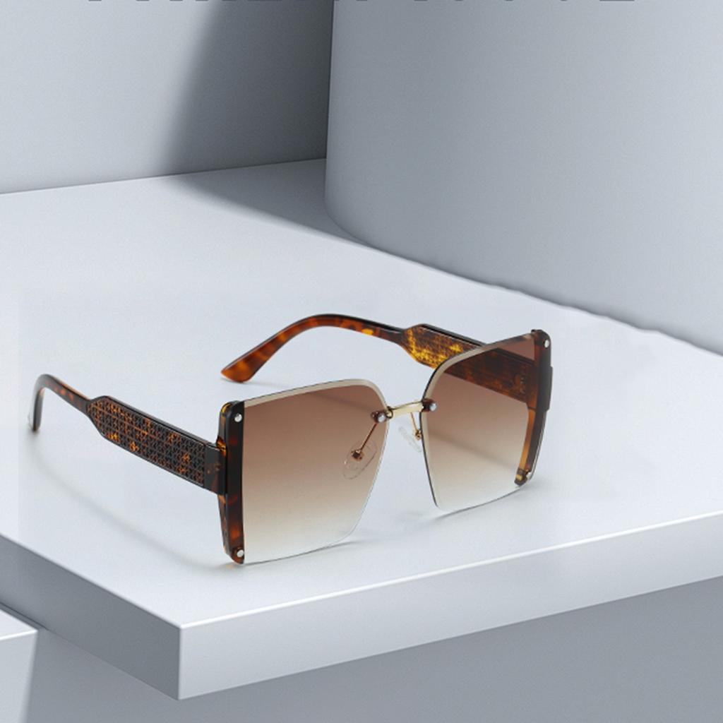 Modern Fashion Orange Grey Gradient Square Sunglasses With Orange Metal Strip Decoration Sunglasses Women Glasses Women