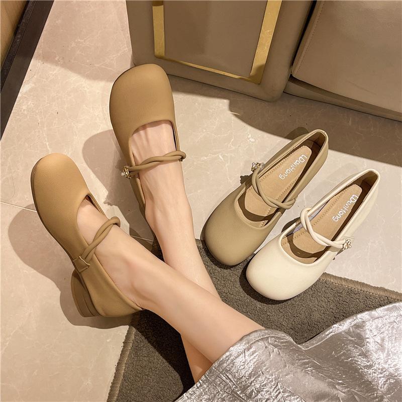 Leather Retro Thick Heel Light Mouth Single Shoes Women's Shoes 2025 Spring and Summer New Versatile Skirt French Mary Jane Shoes