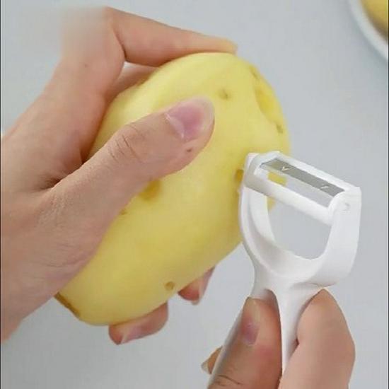 Stainless Steel Multi-Functional Peeler & Grater for Apples, Potatoes, Fruits, Vegetables, and Melons