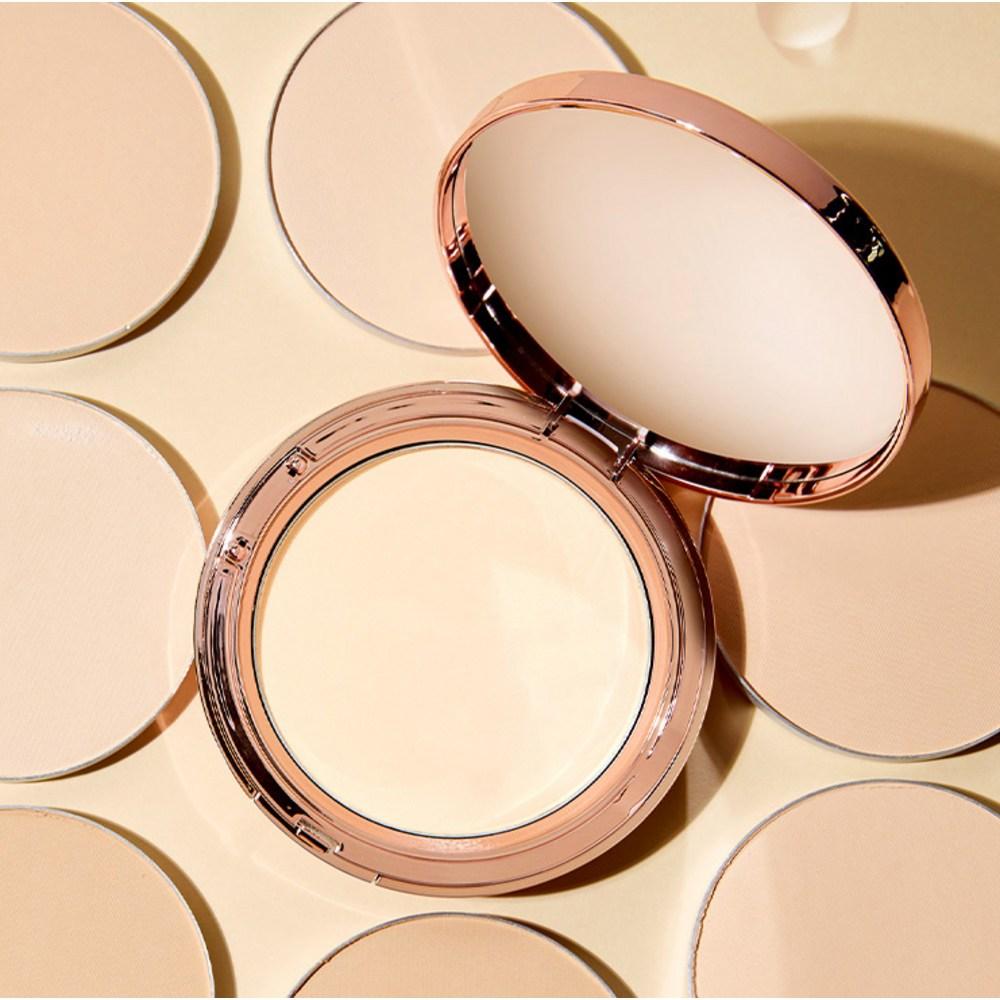 Makeup Helper Art Pact Original Professional Finish 25 г Sweet Sophia x 1 + эксклюзивный набор пуховок, нет. 22 бежевый телесный, 1 набор