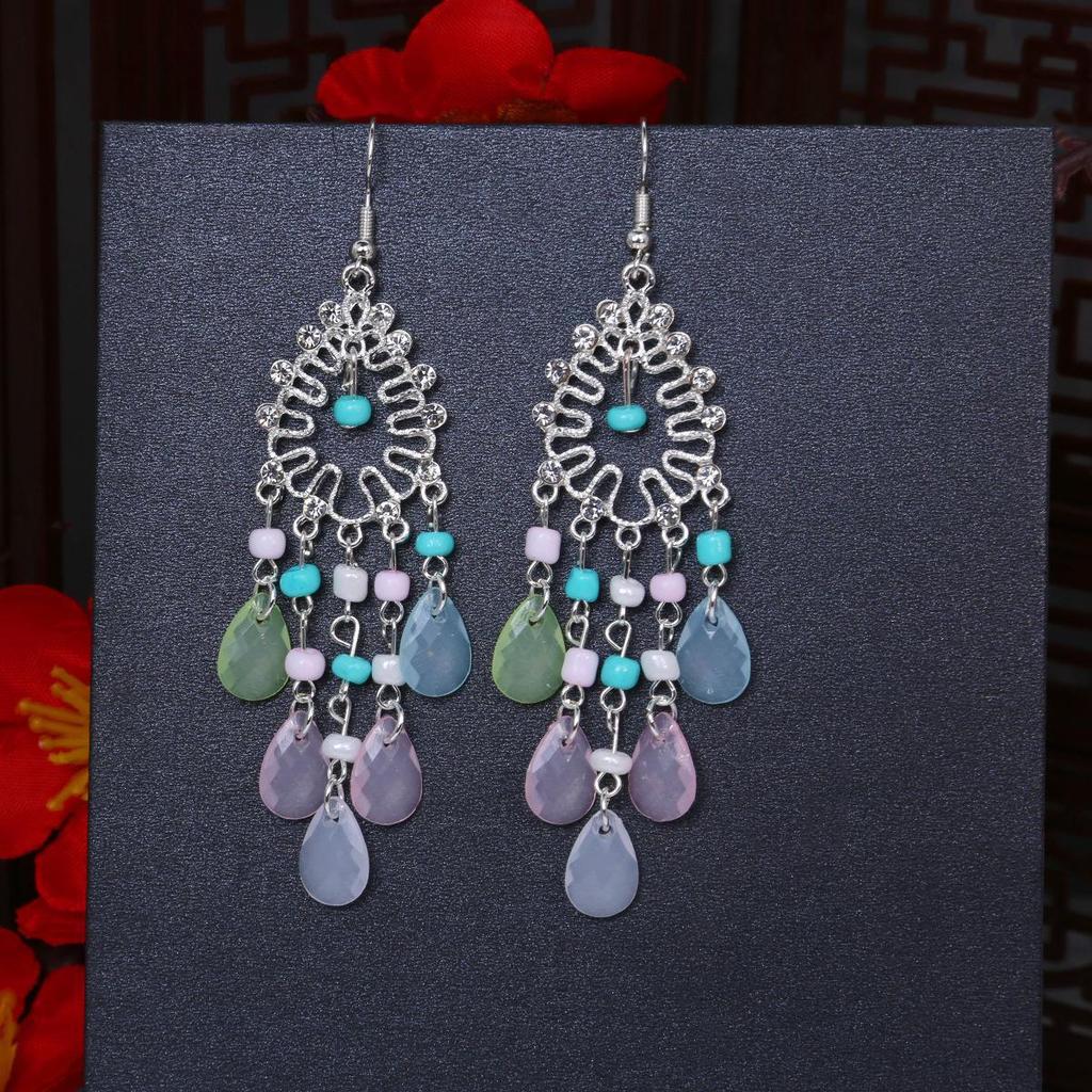 Серьги-кисточки с рисовыми бусинами и каплями воды в стиле бохо - этнический стиль, яркая индивидуальность