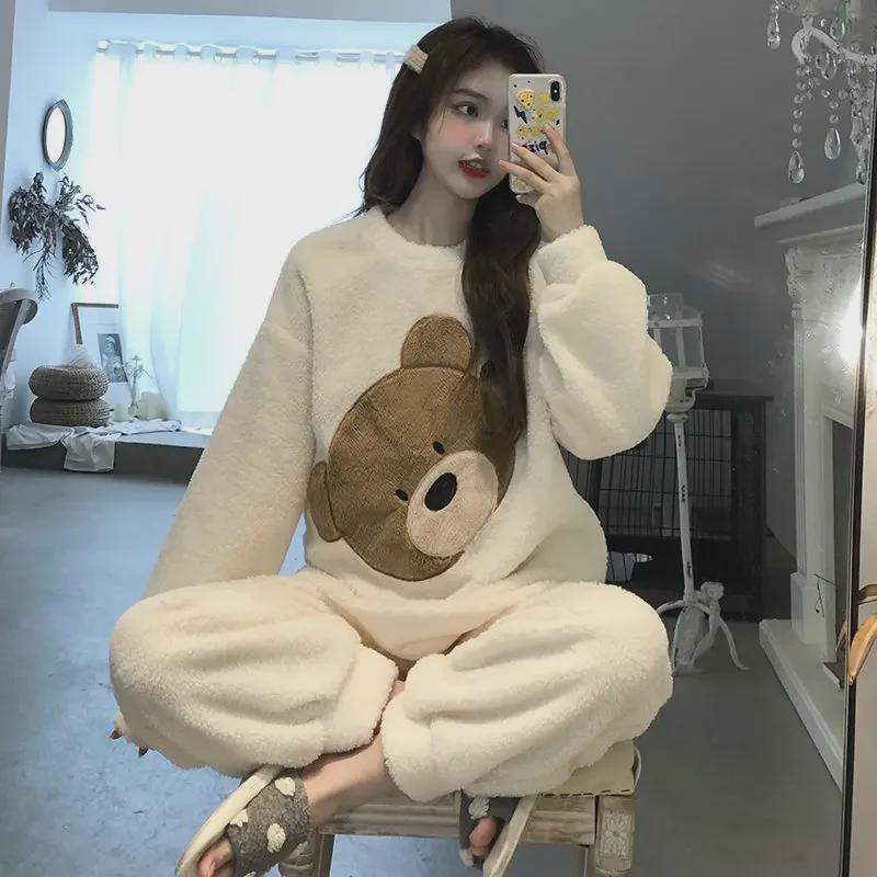 Женская утолщенная зимняя пижама из кораллового флиса: Милый, симпатичный фланелевый домашний костюм с длинными рукавами