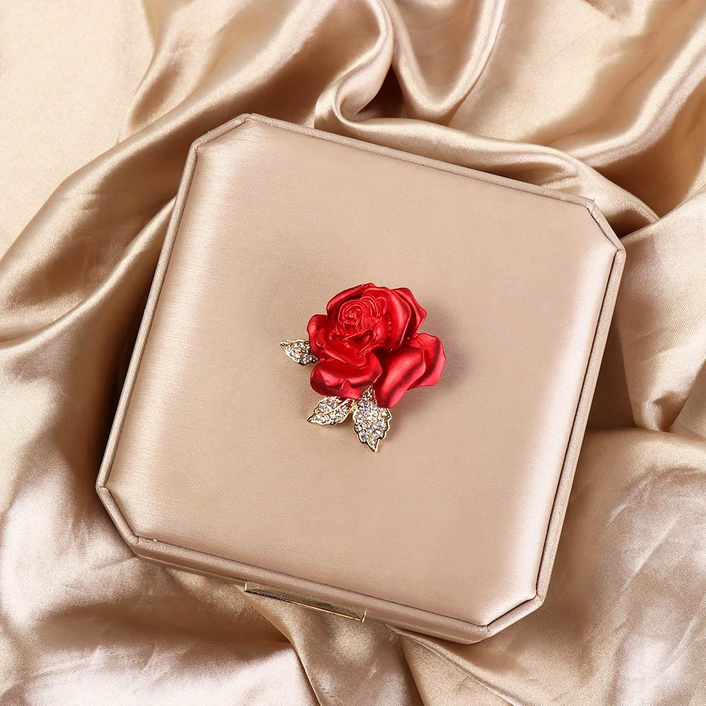 Temperament Temperament Red Rose Brooch High-end High-end Suit Pins Female Lady
