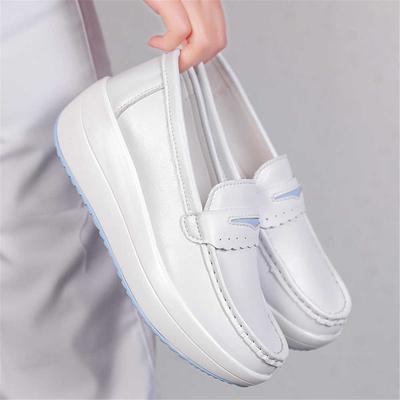 Женская обувь – Кроссовки