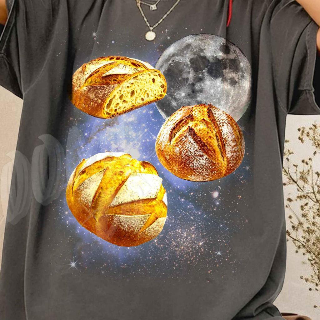 Three Sourdough Moon Shirt, Vintage Bread Lover Galaxy Tee, Celestial Sourdough Art, Aesthetic 90s Baking Graphic Top, Funny Baker Gift
