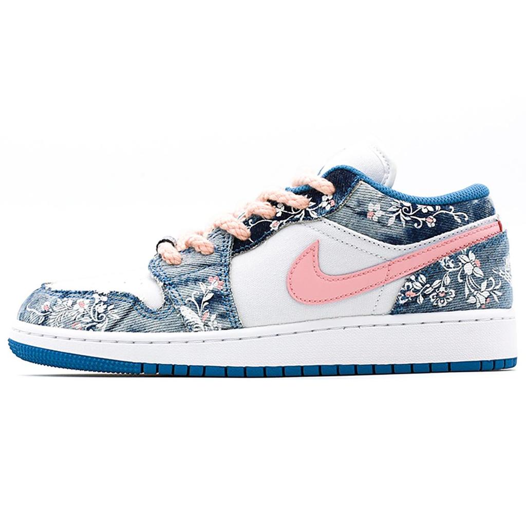 Jordan Air Jordan 1 Деним, Кожаные износостойкие низкие винтажные баскетбольные кроссовки Женские Синие DM8947-100(Команда-КОРОБКА)-Случайные упаковочные пакеты