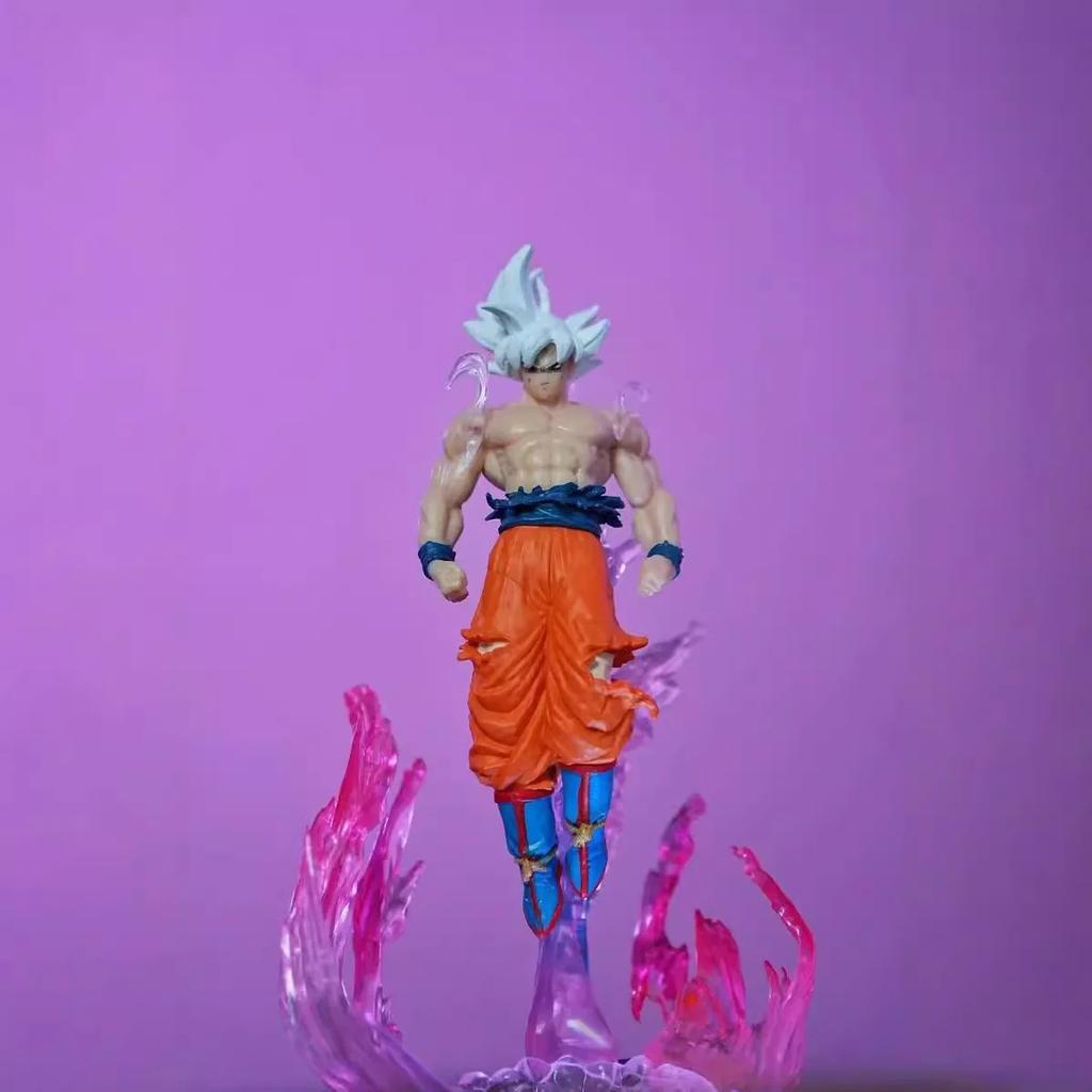 24cm Statue Dragon Ball Goku Ultra Instinct Figure Instinto Figures Collection Model Toys Gifts PVC Z Round Sensory Compression Bouncy Durable Elastic
