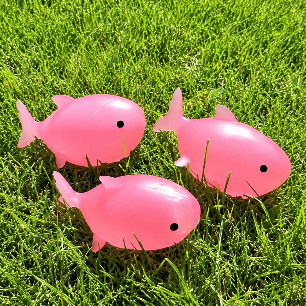 Decompression Design Color Changing Shark Toy Sunlight Sensitive Fidget Shark Toy For Children