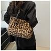 Леопардовый узор плюшевая трендовая цепочка личность дикая простая модная повседневная сумка через одно плечо подмышечная сумка