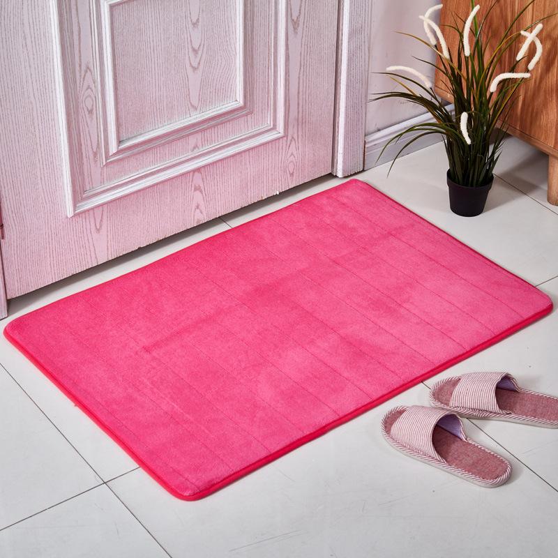 Утолщенный коврик для ванной комнаты, коврик из кораллового бархата, стеганый коврик для ног, входной ковер, нескользящий коврик для ванной комнаты, медленный отскок