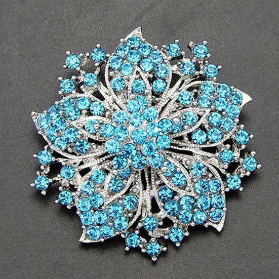 Brooch Pin Anti-rust Silver Plated Brooch Rhinestone Round Blossom Flower Breastpin for Dating Wedding Party