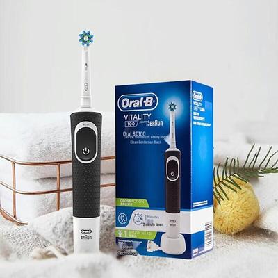 Электрическая зубная щетка Oral-B D100 вилка CN (адаптер в комплекте)