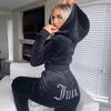 Женский велюровый спортивный костюм, 2 предмета, с блестками, с буквой, с капюшоном, укороченная куртка, длинные брюки, повседневный спортивный наряд, осенняя одежда