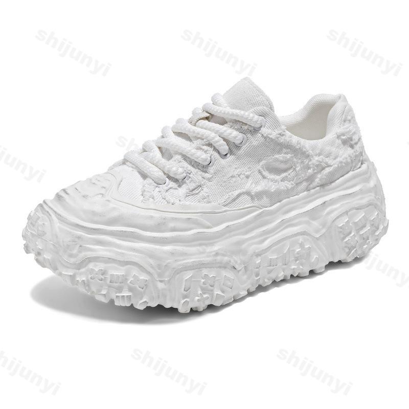 Модные нишевые джинсовые лоскутные дышащие повседневные мужские туфли 2025 весенний тренд моды обувь на толстой подошве удобные массивные кроссовки