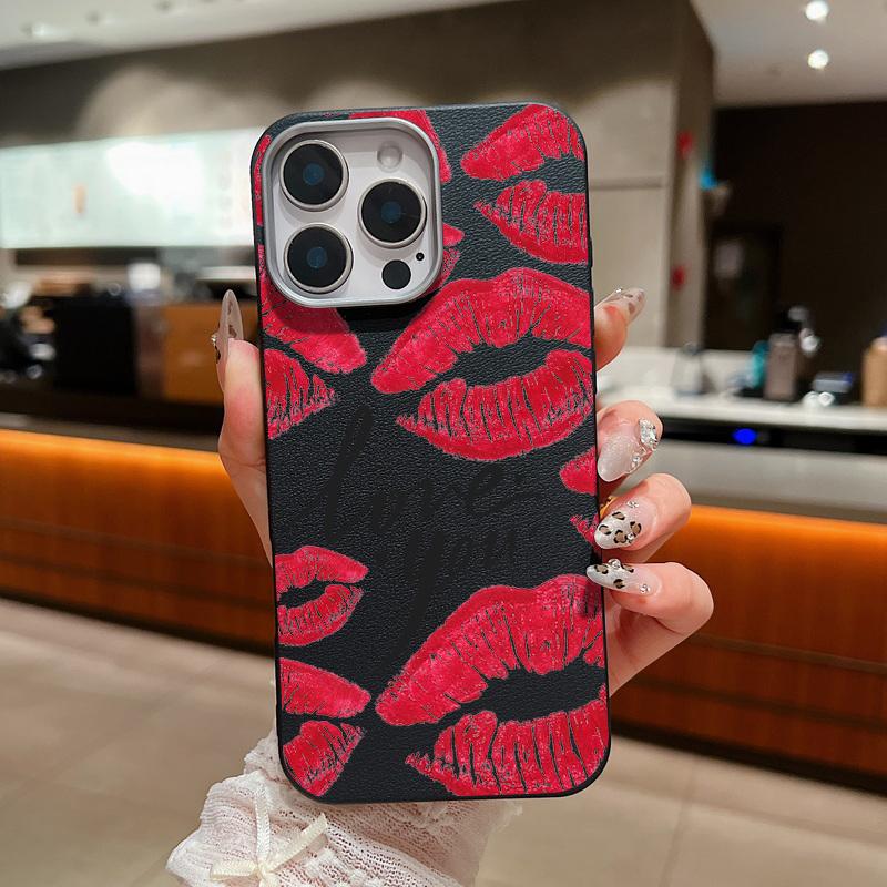 Тонкий чехол для телефона Love Red Lips Pattern из матовой кожи с текстурой для iPhone 16 Pro Max 15 14 Pro 13 12 11, противоударный защитный чехол для объектива из ТПУ с мягким бампером