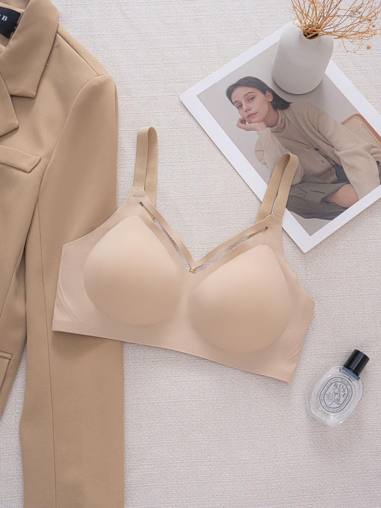 Sexy hollow soft support seamless underwear women's fixed cup big U beautiful back comfortable gathering pull no steel ring bra