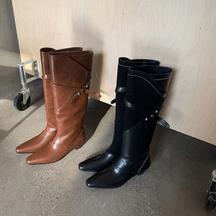 Осень-зима 2025 новая коричневая воловья кожа~ квадратный носок рукав с заклепками низкий каблук модные ботинки длинные сапоги рукав рыцарские сапоги