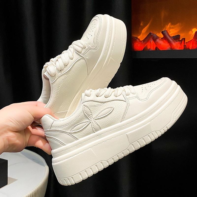 Женская белая обувь, новая летняя повседневная дышащая обувь, женские универсальные туфли на платформе с поднятой подошвой