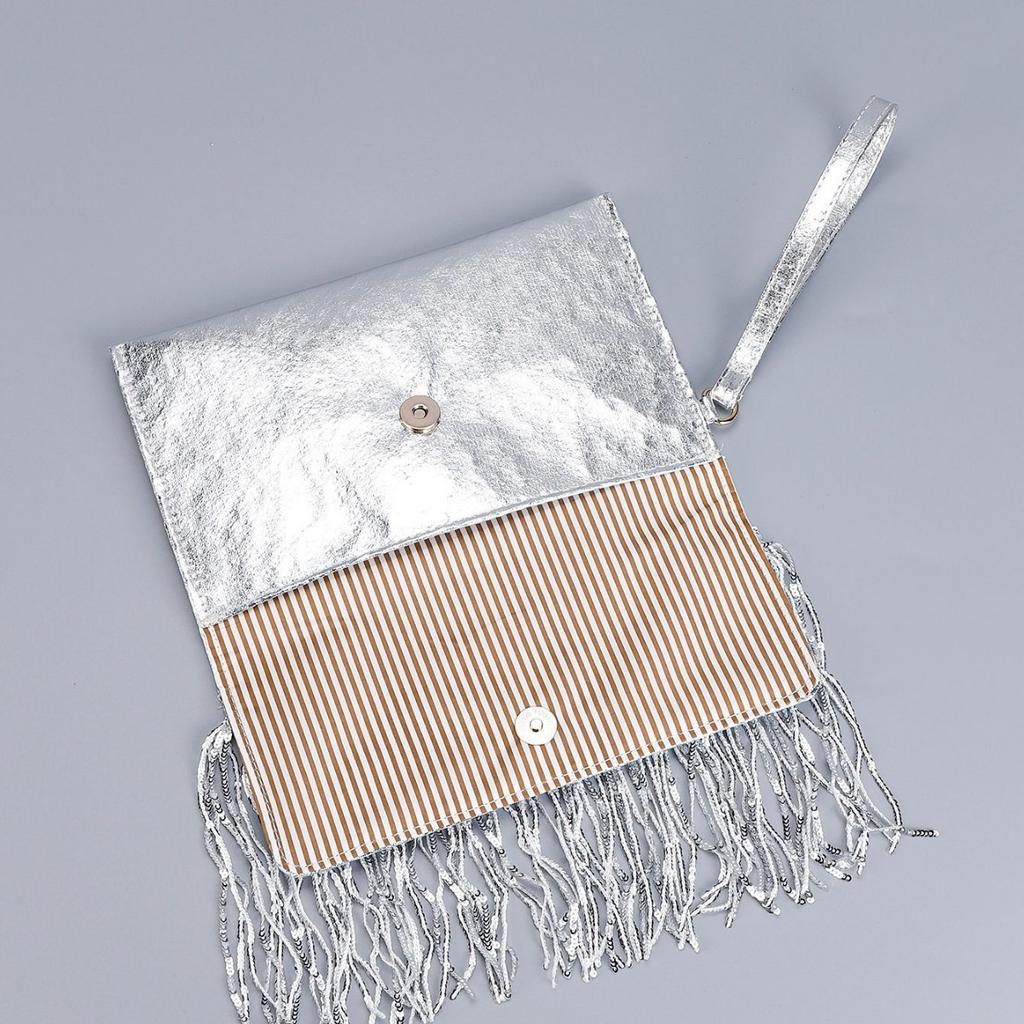 Women's Sequins & Fringe Evening Clutch - Bohemian Unique Woven Straw Beaded Handbag with Luxury Texture for Wedding & Party Outfits