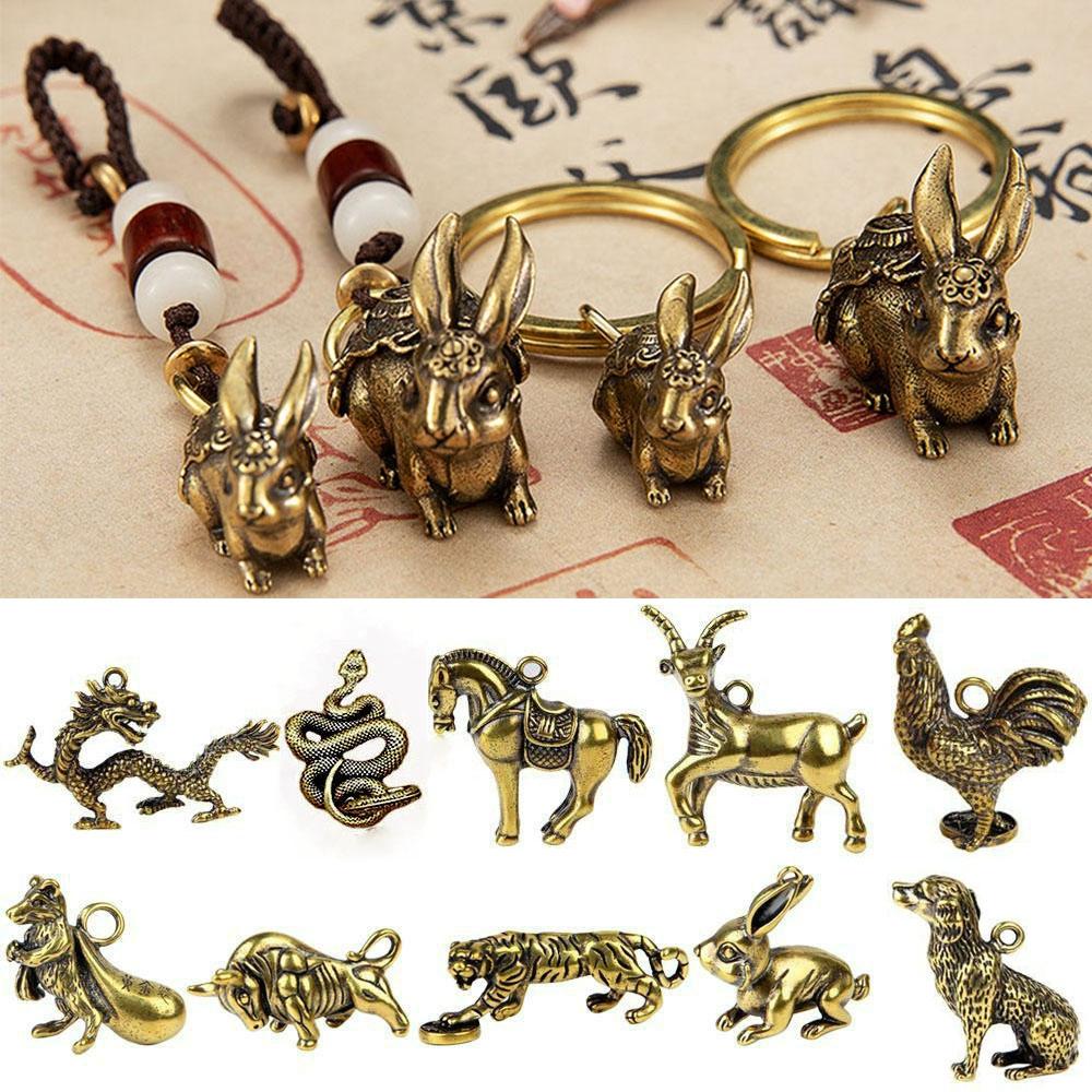 Car Ornaments Bull Ornament Sculpture Key Pendant Copper Miniatures Figurines Keychain Accessories