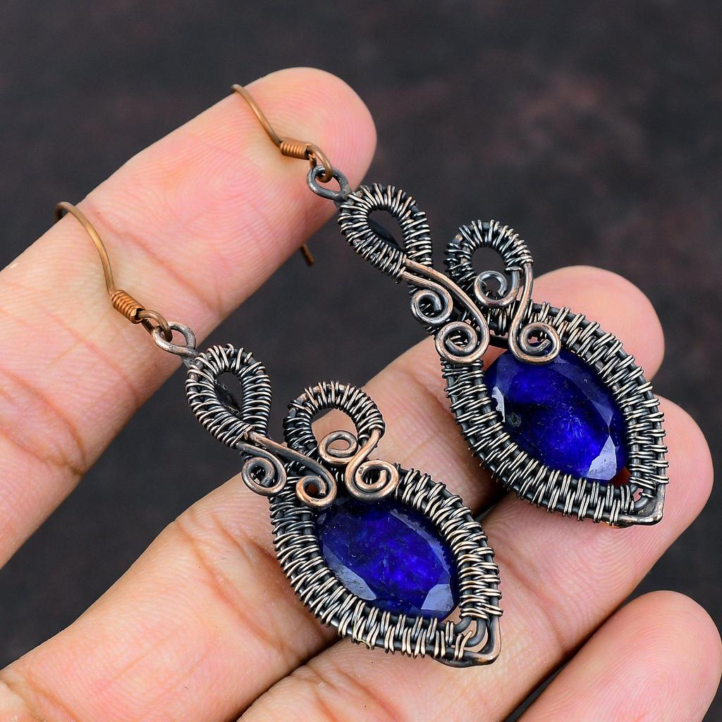 Серьги с граненым синим сапфиром, медная проволока, серьги ручной работы, ювелирные изделия из проволоки, драгоценный камень, медные украшения, висячие серьги, подарок для мамы