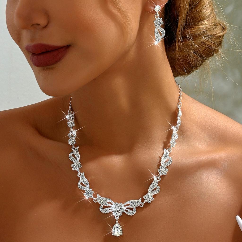 Premium Sense Rhinestone Necklace Earrings Three-Piece Wedding Jewelry Temperament Bridal Wedding Jewelry Set