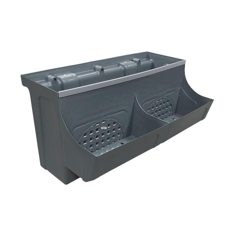 Приподнятый квадратный ящик для цветов