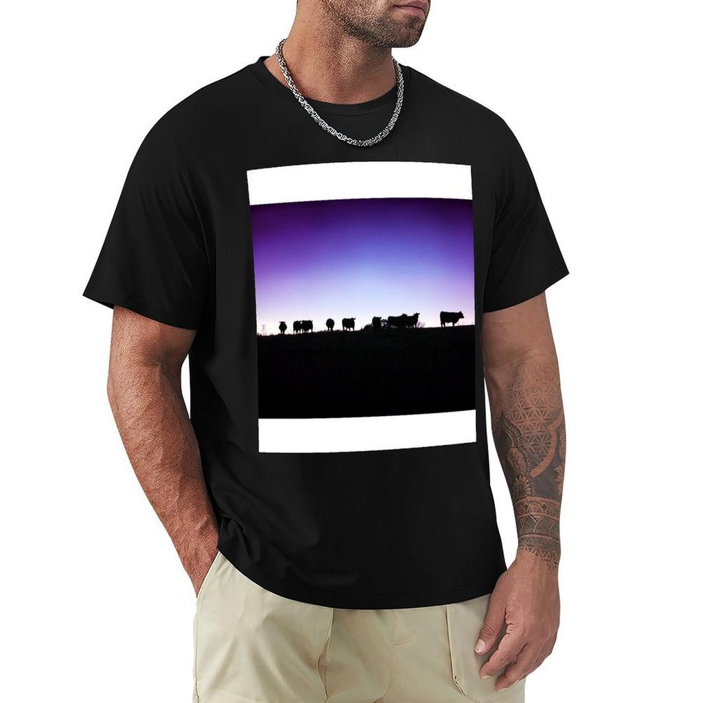 Moo Cows on the Horizon T-Shirt Casual Street Short Sleeve Tee